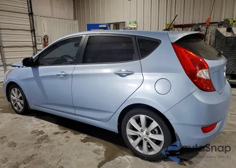 2013 Hyundai Accent Gls z USA, uszkodzony, nr VIN KMHCU5AE6DU062392